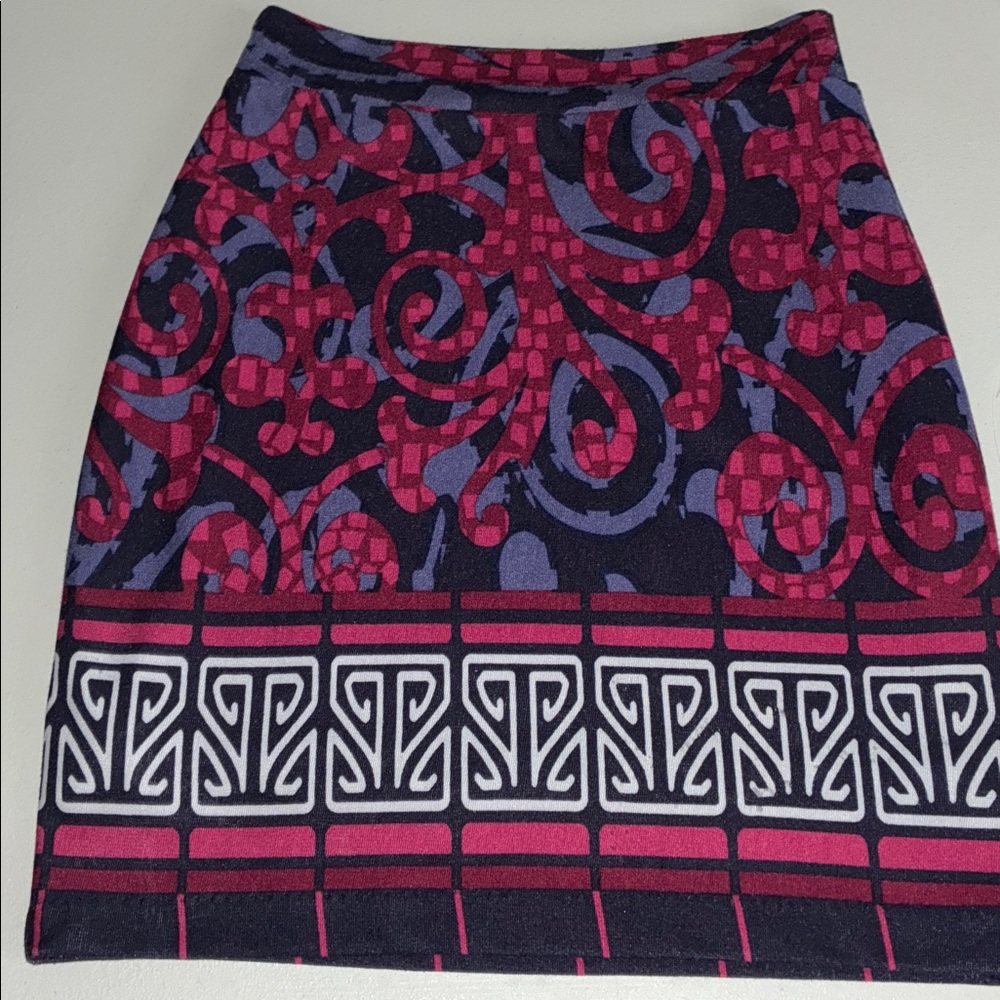 Analili Red and Black Patterned Skirt